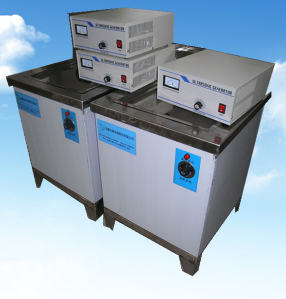 �β۳�����ϴ�C�r��6000Ԫ